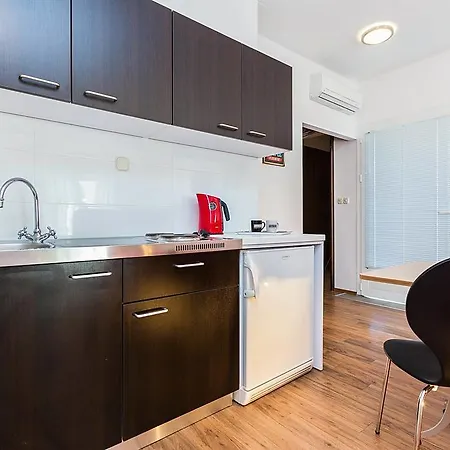 Dada * 比奥格勒·纳·莫鲁