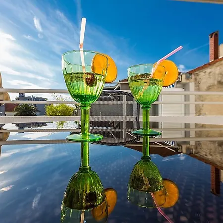 Dada Διαμέρισμα *