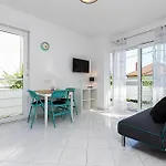 Dada Apartment Biograd Na Moru