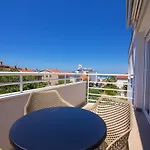 Dada Apartment