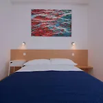 Dada Apartment *