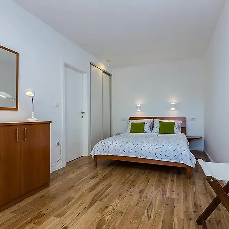 Dada * Biograd Na Moru