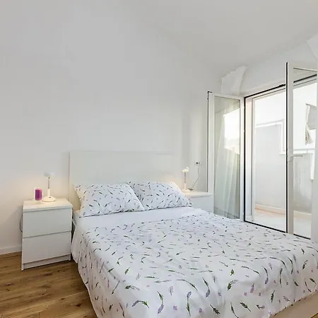 Dada Biograd Na Moru