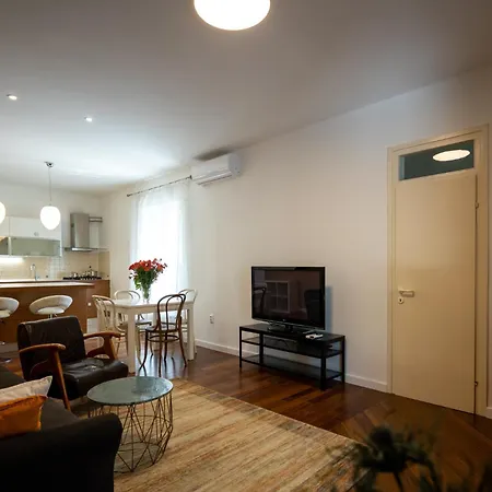 Dada Apartment