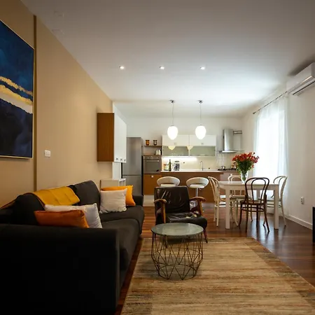 Dada Apartment *